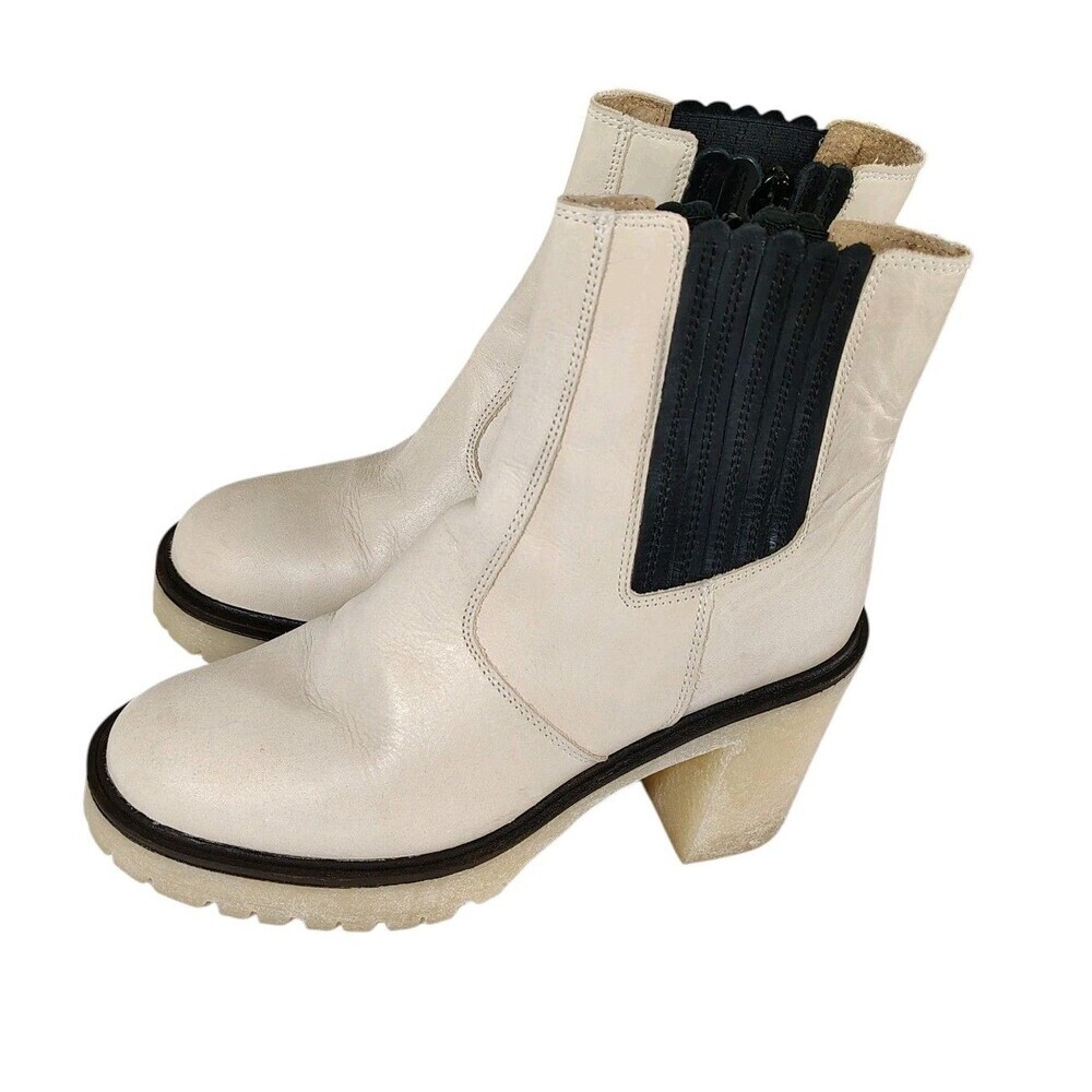 Free People Womens Chelsea Boots US 7 Cream Lug Sole Block Heel Streetwear - Picture 7 of 13